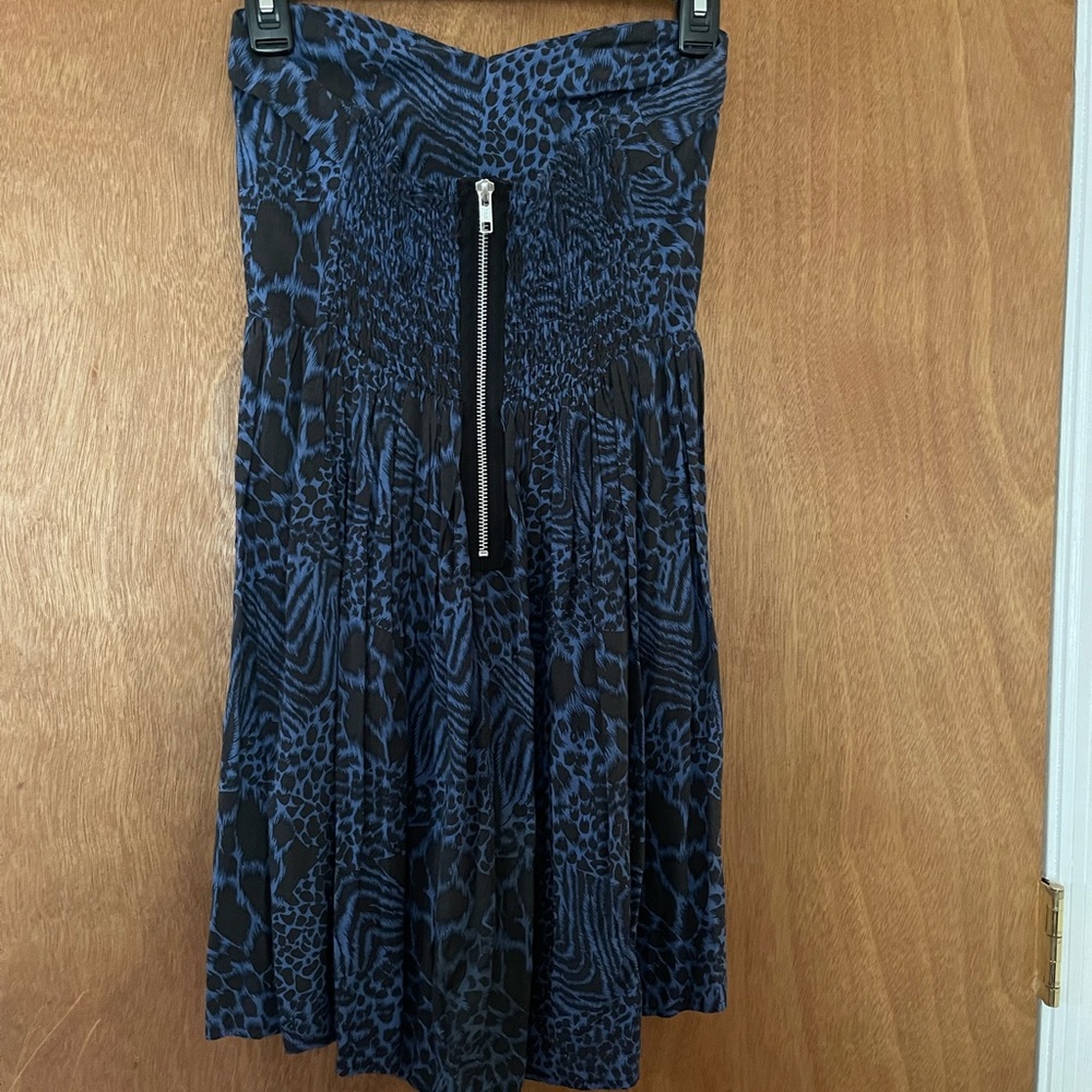 Black/Blue Leopard strapless dress with exposed zipper. Vintage early 2000s